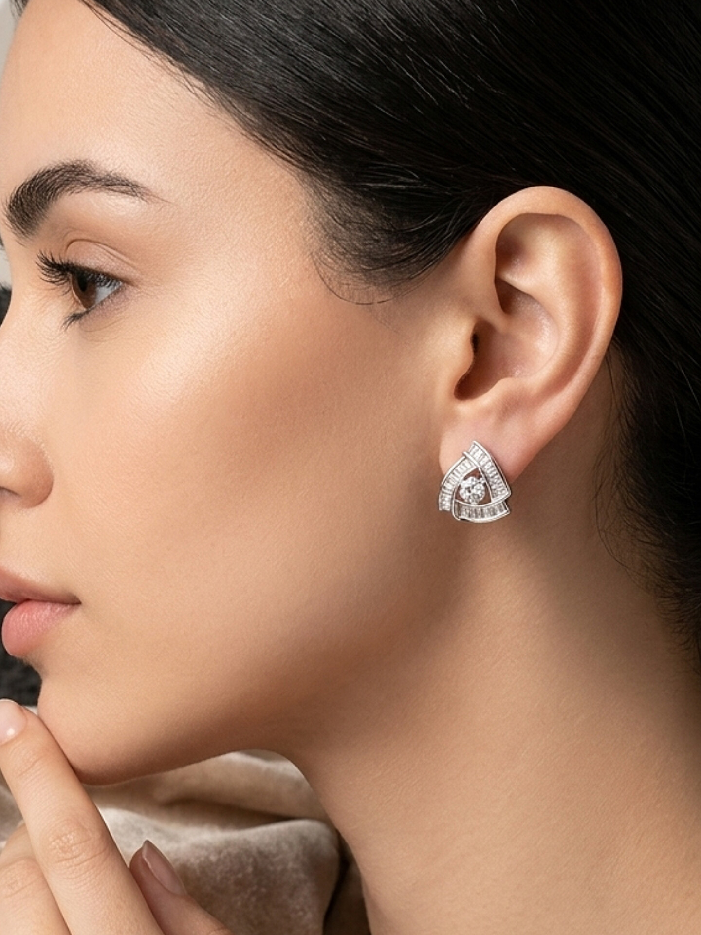 گلگوش نقره زنونه طرح تک نگین